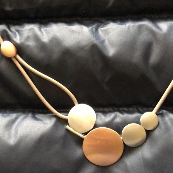 Adjustable necklace - Picture 2 of 4